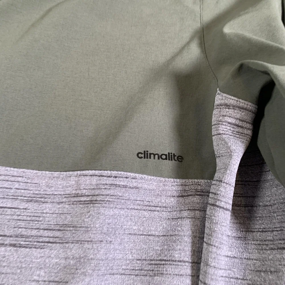 Adidas Climalite Hoodie Mens Medium Green Gray Half Zip Pullover Athletic Active